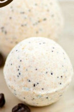 Load image into Gallery viewer, Bath bomb ~ Indulge
