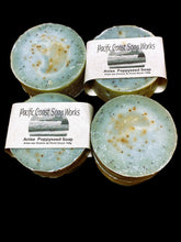 Load image into Gallery viewer, anise, poppyseed, licorice, cold press soap, natural, hand crafted
