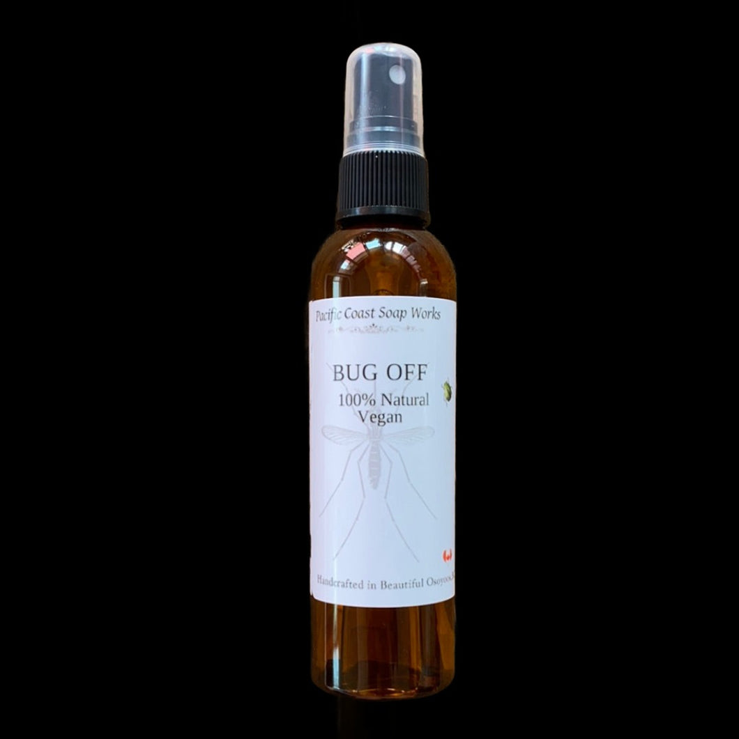 natural bug repellant, spray bottle